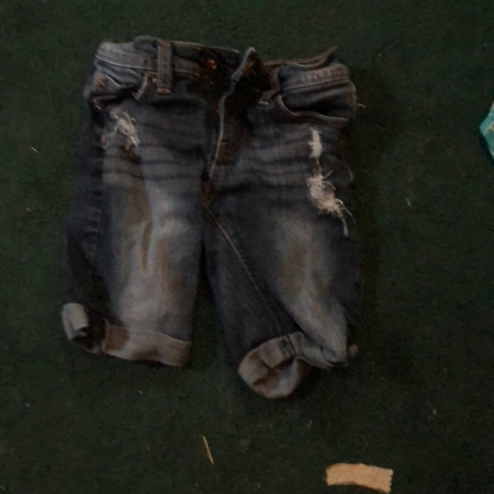 Short jeans